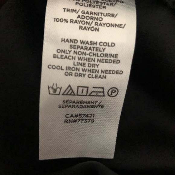 😁black blouse with white trim and deep v neck - Picture 4 of 5